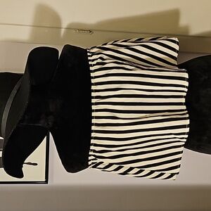 Amuse Society Total Flirt Off the Shoulder Woven Top M